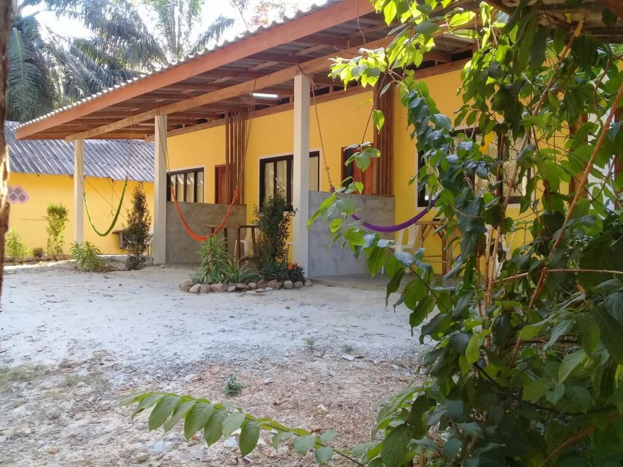 Som Palmgarden Hotel Ko Lanta Kültér fotó